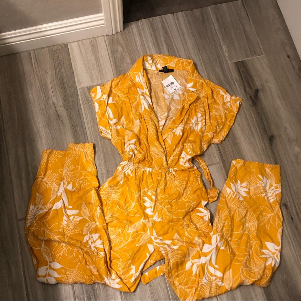 NWT Forever 21 jumpsuit